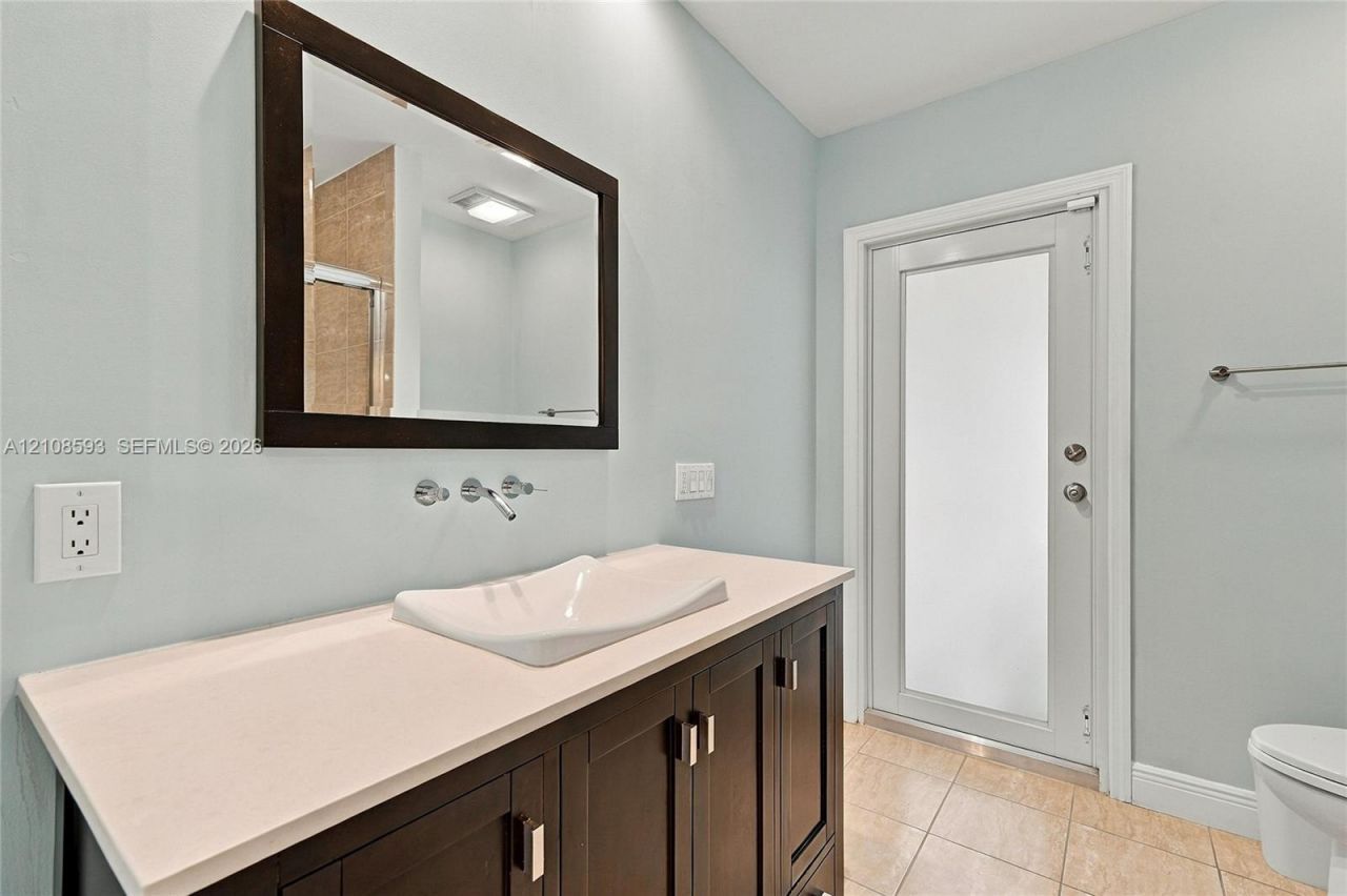 8230 SW 151st St, Palmetto Bay, FL 33158 Photo