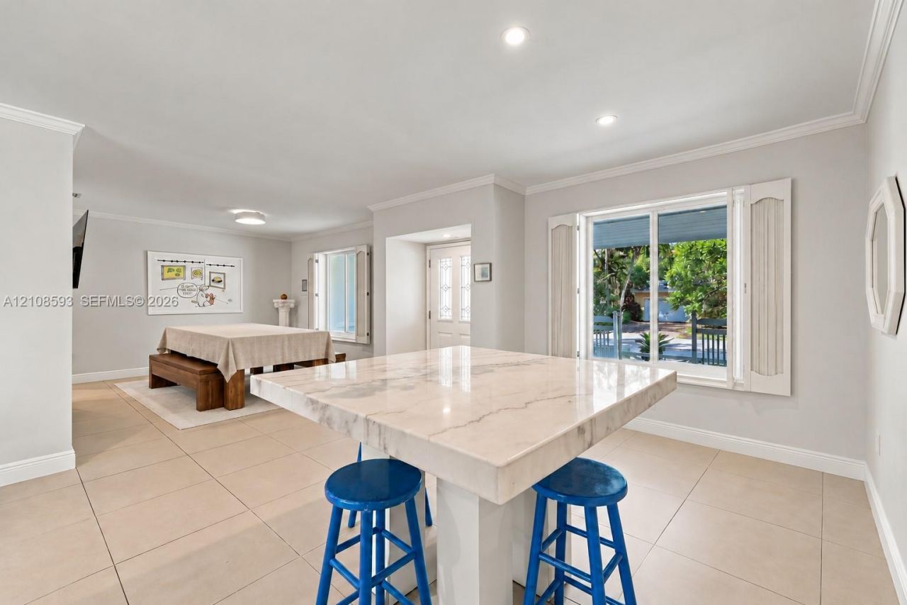 8230 SW 151st St, Palmetto Bay, FL 33158 Photo