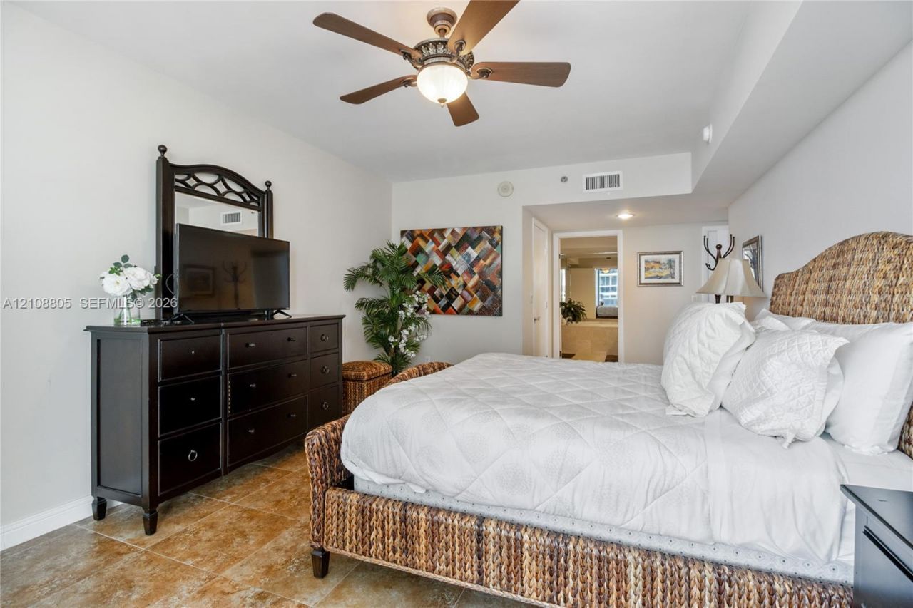 1830 S Ocean Dr , Unit 1108, Hallandale Beach, FL 33009 Photo