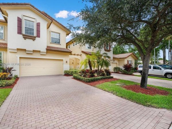 5774 NW 120th Ave , Coral Springs, FL 33076