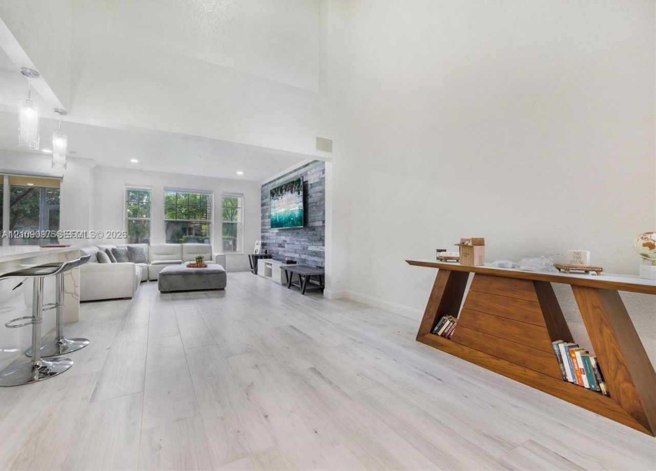 5774 NW 120th Ave , Coral Springs, FL 33076 Photo