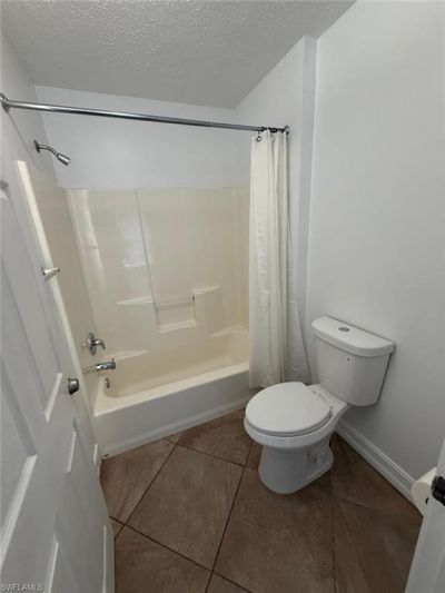 218 Leawood Cir , Naples, FL 34104 Photo
