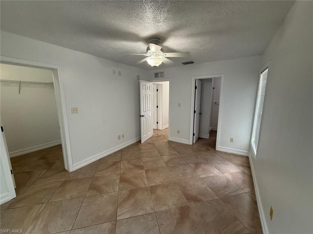 218 Leawood Cir , Naples, FL 34104 Photo