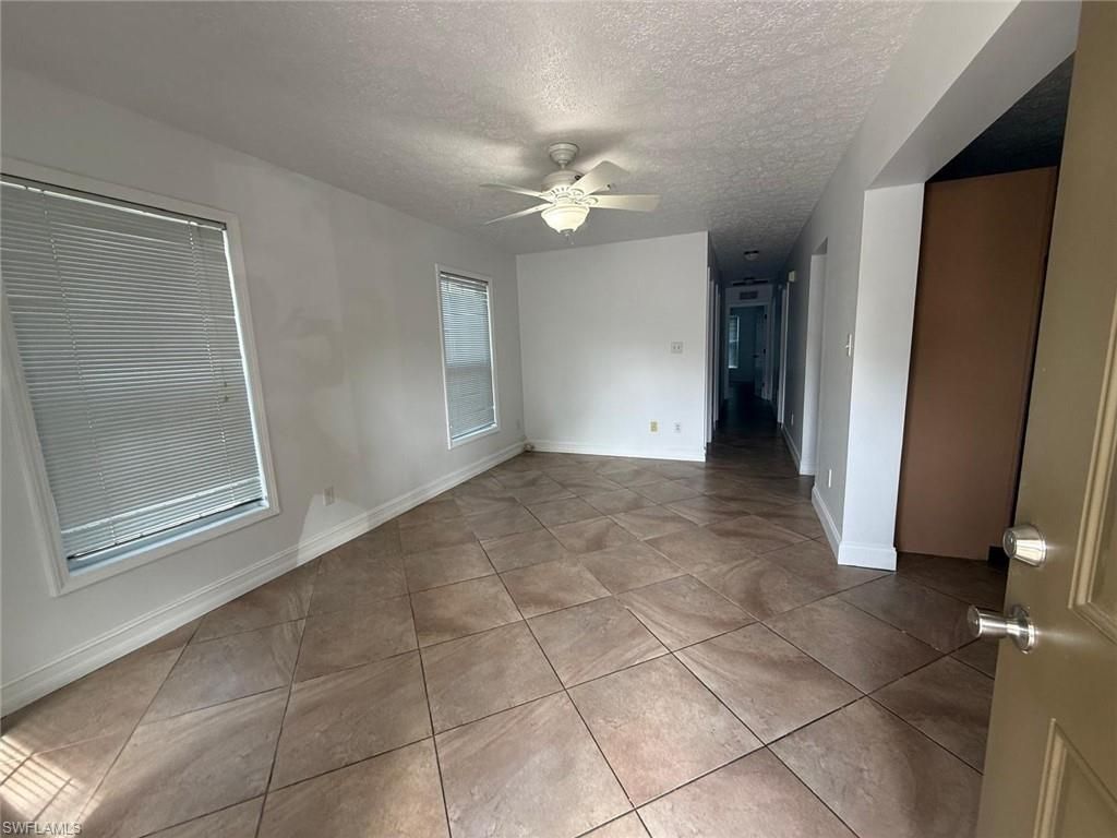218 Leawood Cir , Naples, FL 34104 Photo