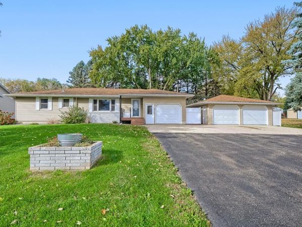 24109 Hogan Avenue , New Trier, MN 55031