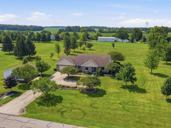 16096 Pusheta Road, Wapakoneta, OH 45895