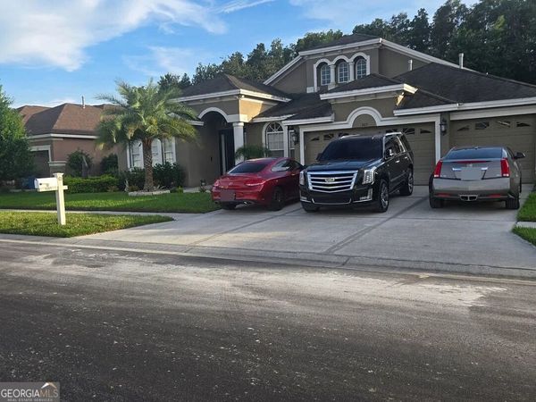 1415 Salmonberry Street, Wesley Chapel, FL 33543