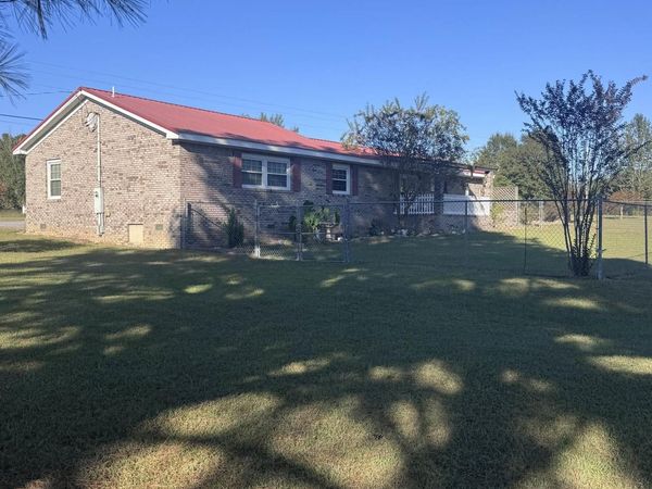 9106 Alabama Highway 40, Henagar, AL 35978