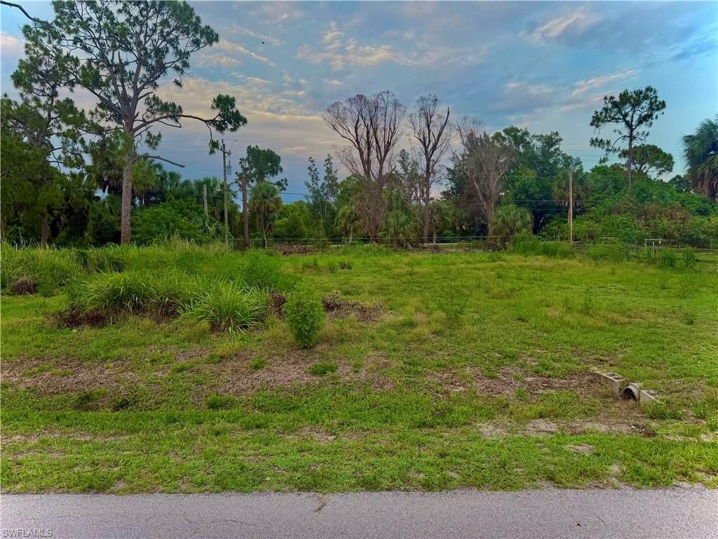 8259 Marx Dr, North Fort Myers, FL 33917 Main Photo