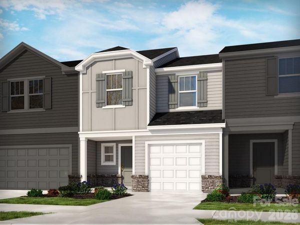 8013 Hidden Springs Drive , Charlotte, NC 28216