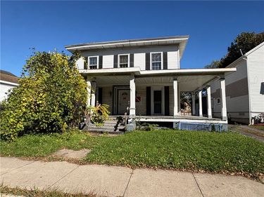 23 N Park Street, Clyde, NY 14433