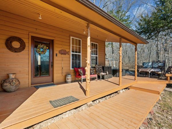 340 Mcnatt Road , Neosho, MO 64850