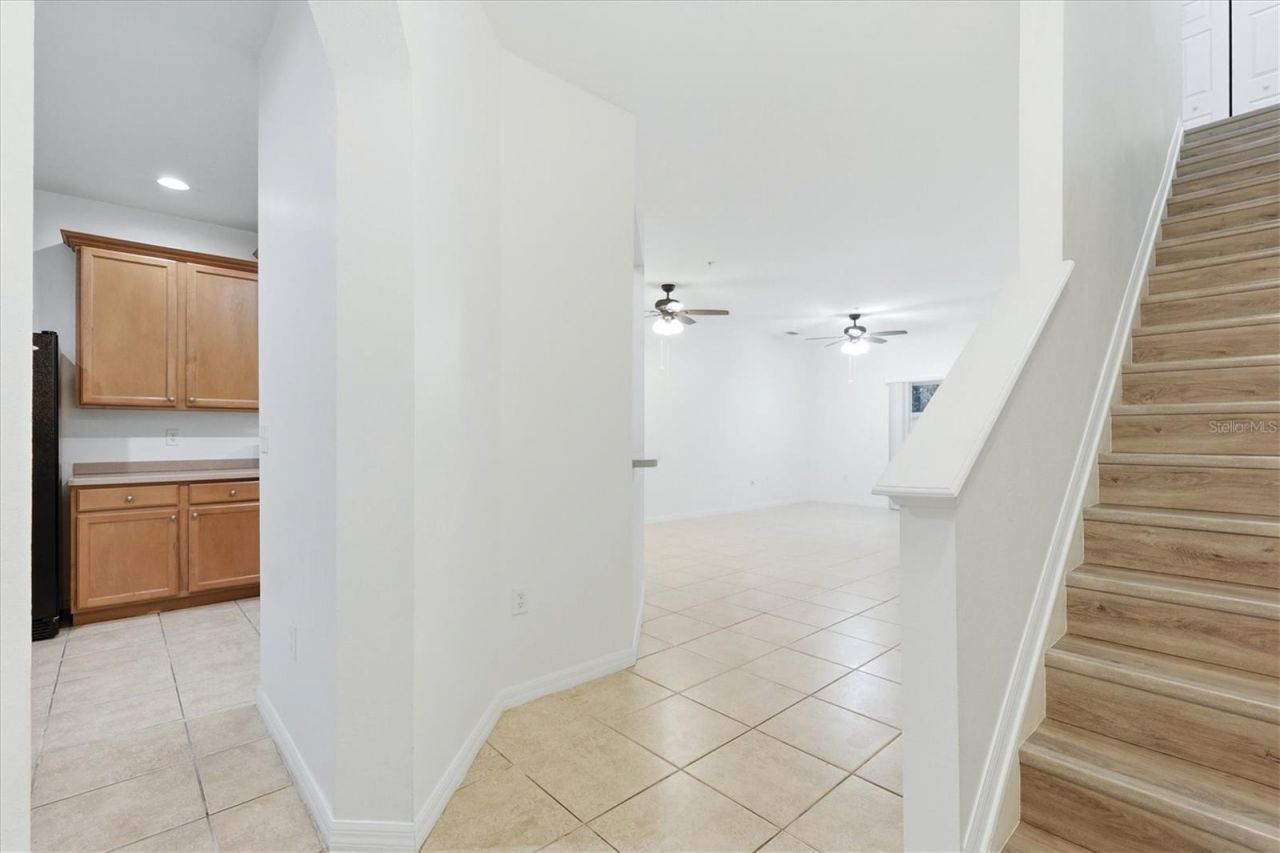 3639 Parkridge Circle, Unit 10-102, Sarasota, FL 34243 Photo