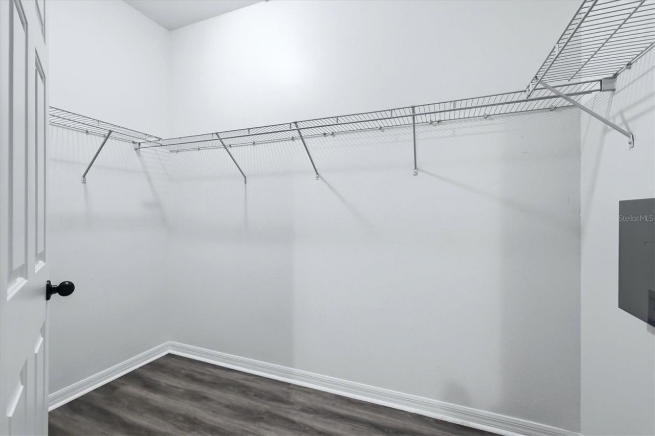 3639 Parkridge Circle, Unit 10-102, Sarasota, FL 34243 Photo