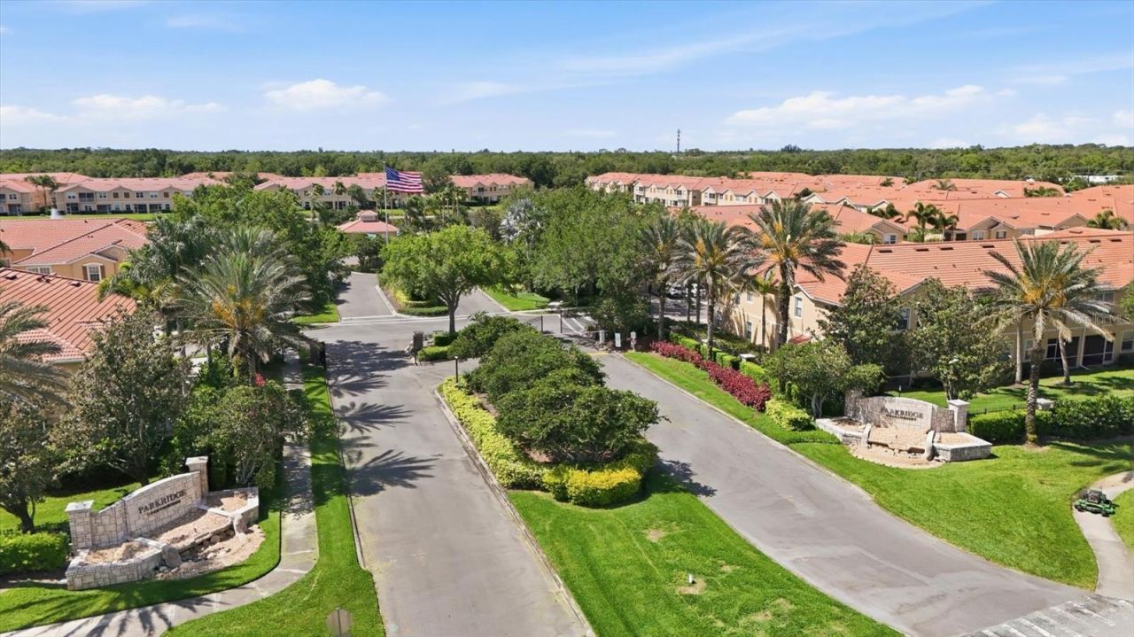 3639 Parkridge Circle, Unit 10-102, Sarasota, FL 34243 Photo