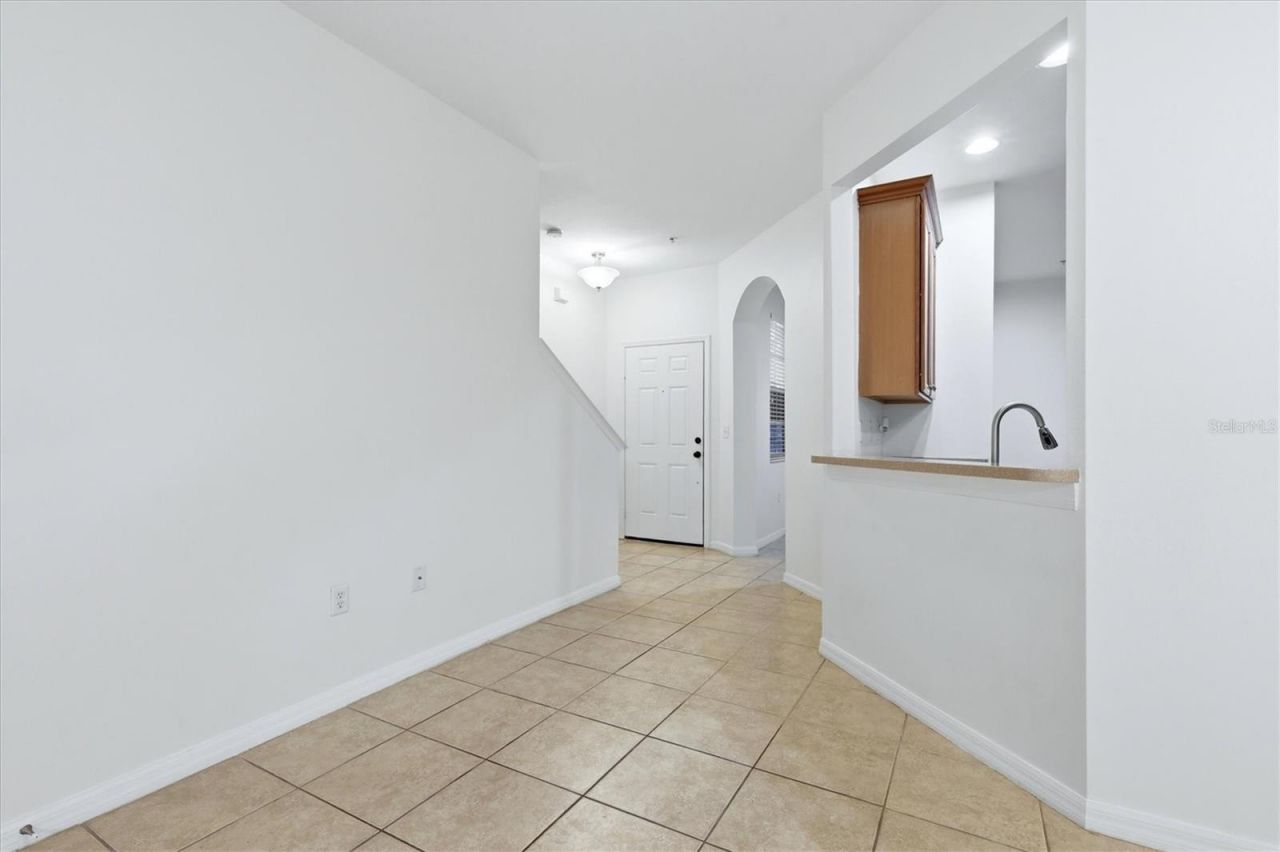 3639 Parkridge Circle, Unit 10-102, Sarasota, FL 34243 Photo