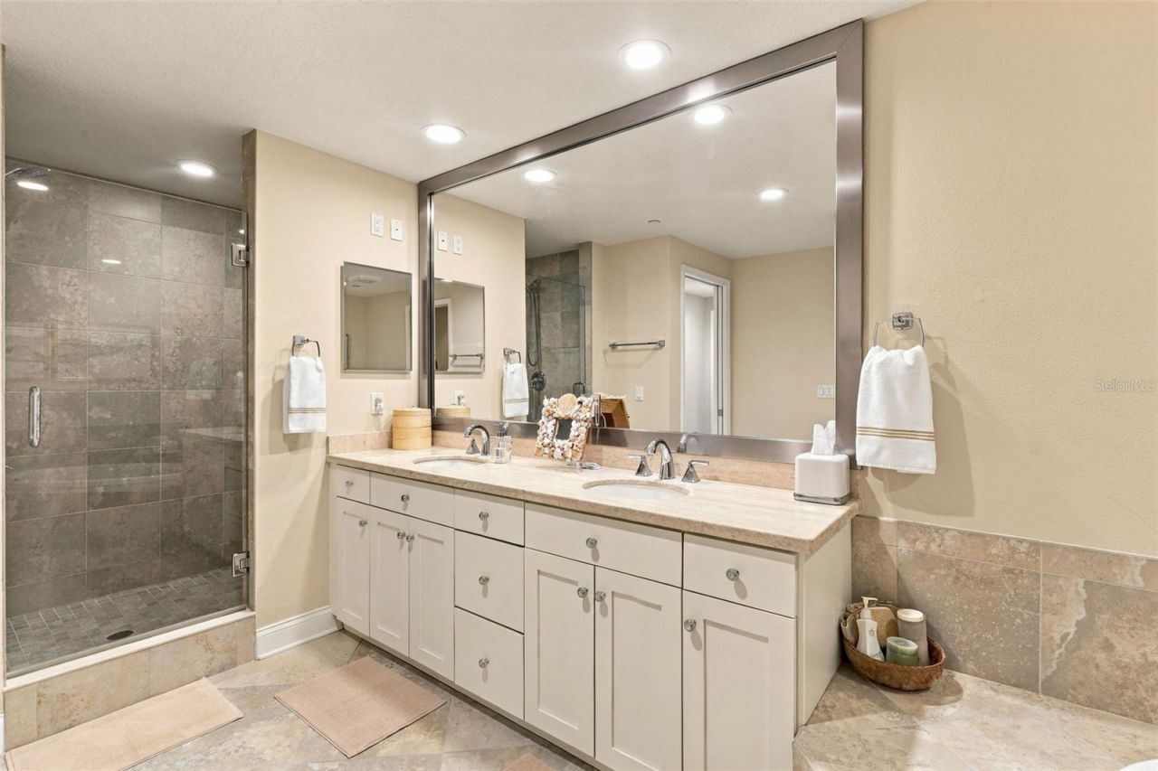 261 Minorca Beach Way, Unit 406, New Smyrna Beach, FL 32169 Photo