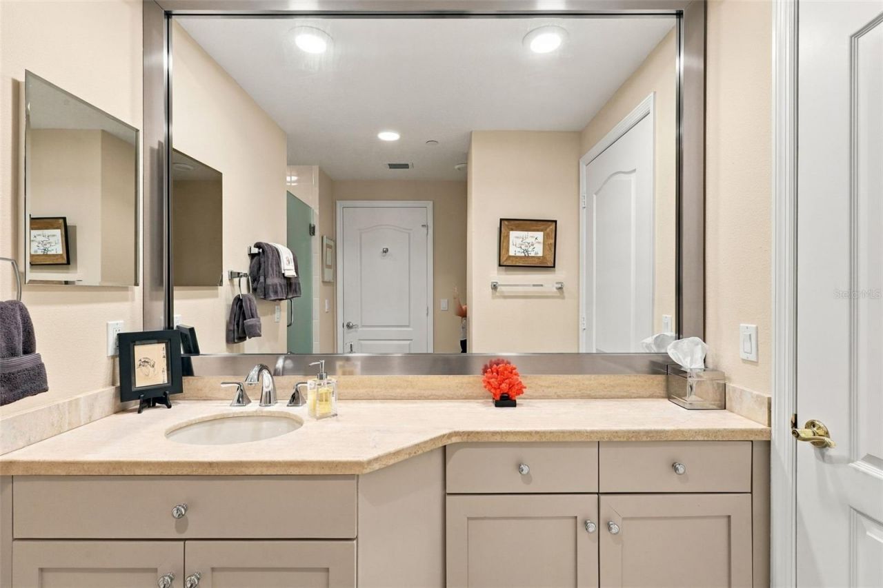 261 Minorca Beach Way, Unit 406, New Smyrna Beach, FL 32169 Photo