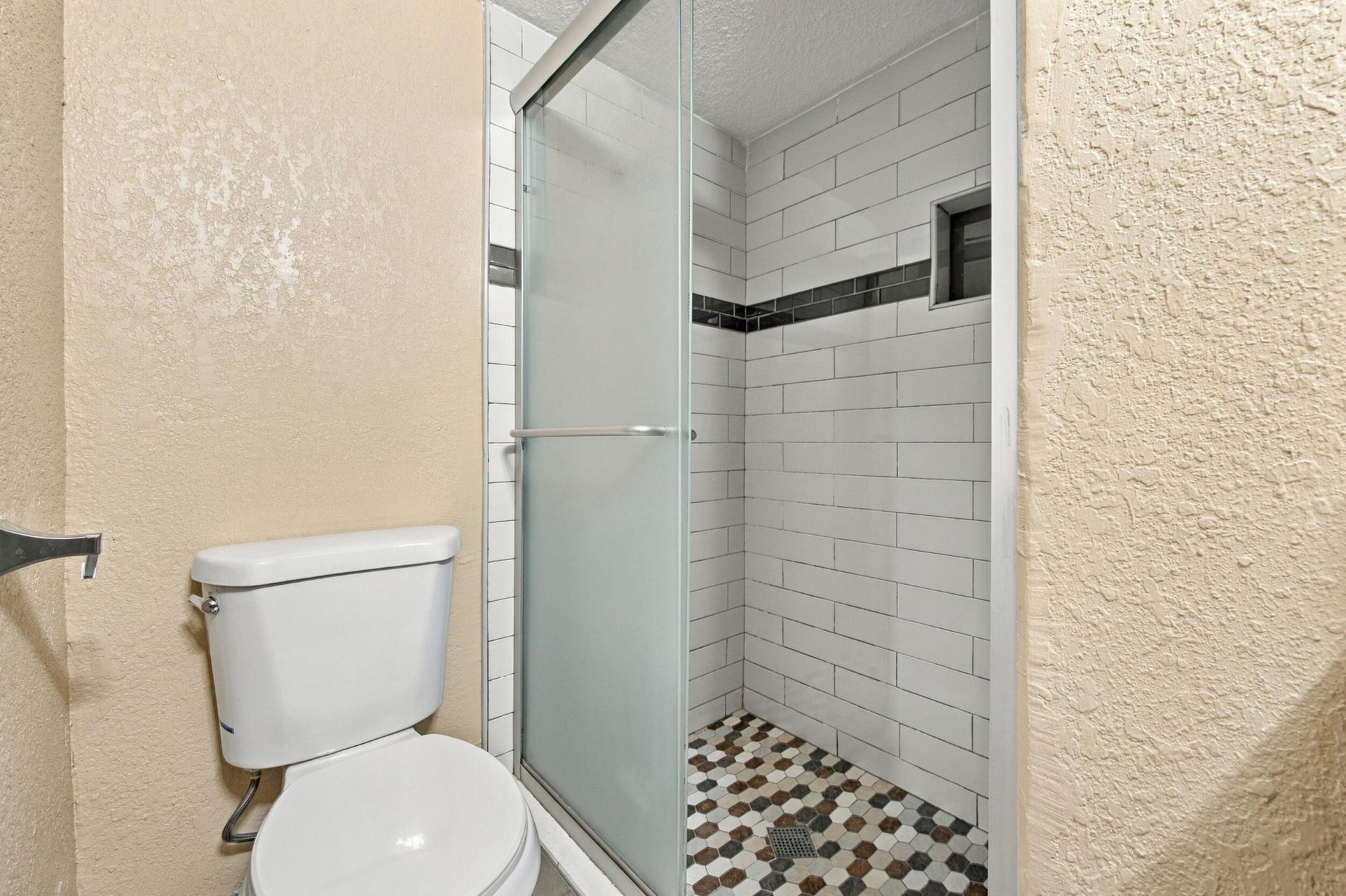 8285 Sunrise Lakes Boulevard, Unit 102, Sunrise, FL 33322 Photo