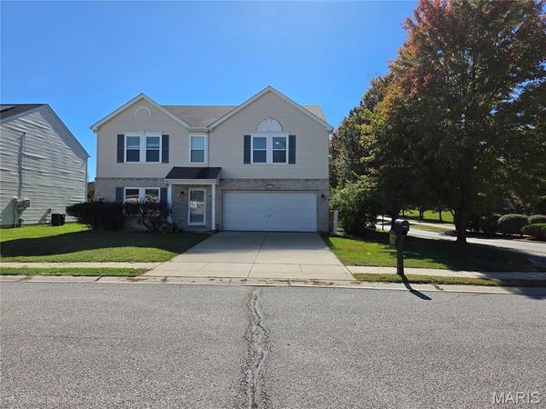 2040 Reserve Walk Way , Belleville, IL 62220