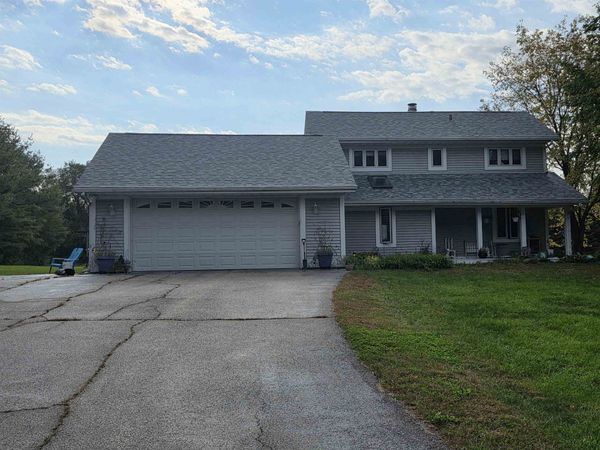 10388 MOONGLOW Drive, ROSCOE, IL 61073