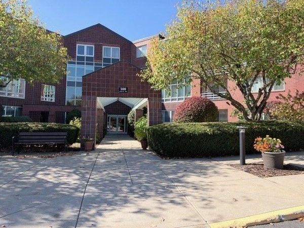 380 Place Lane, Unit 380, Woburn, MA 01801