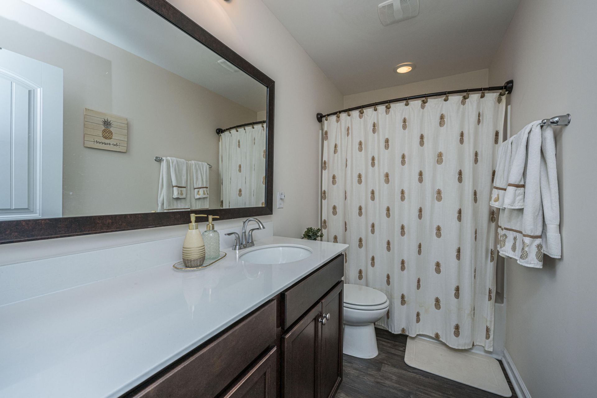 1716 Emmets Road Photo 21