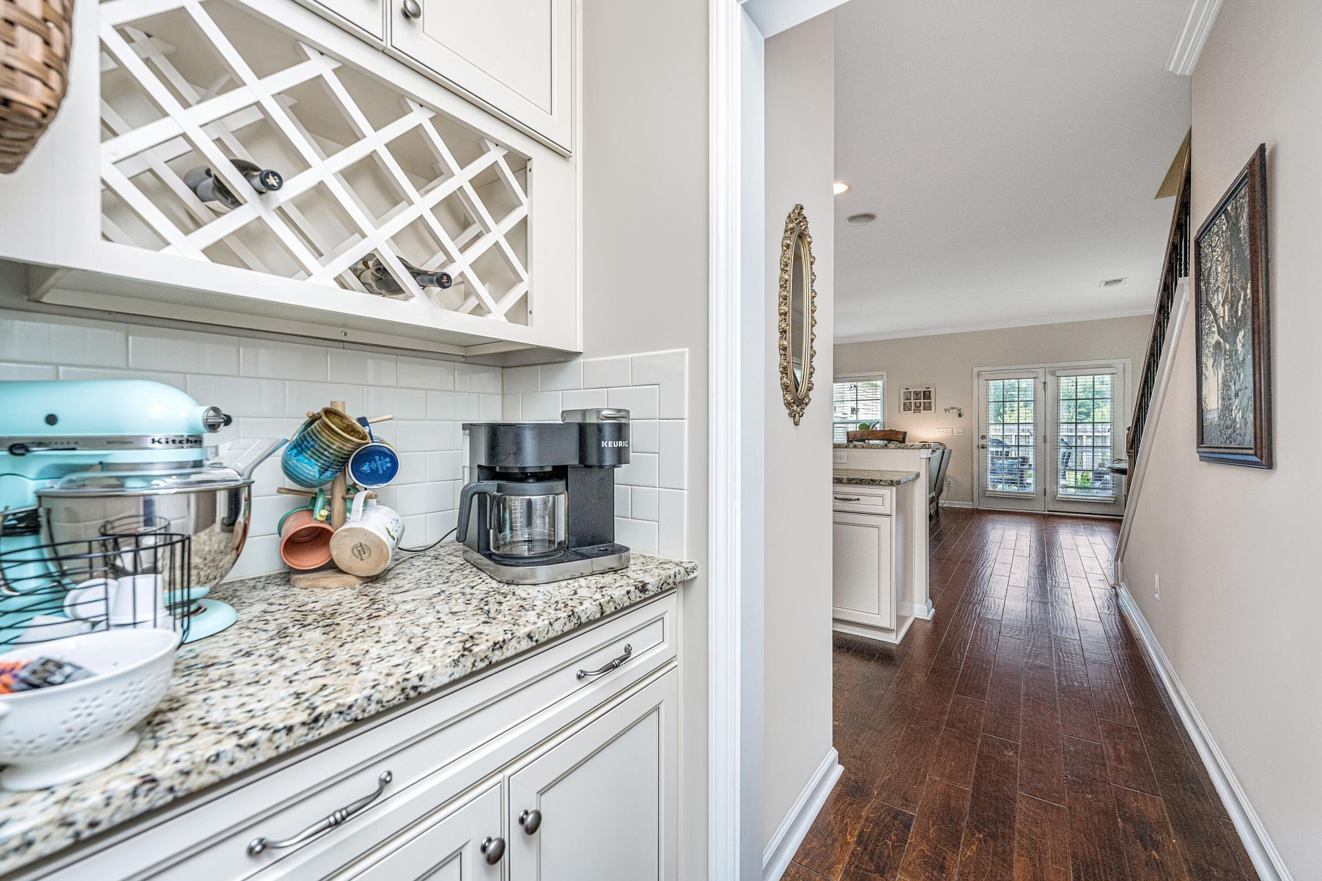 1716 Emmets Road Photo 4