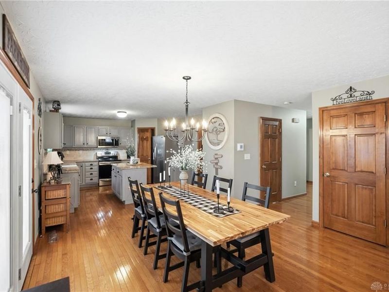 978 Heritage Court, Trenton, OH 45067 Photo 12