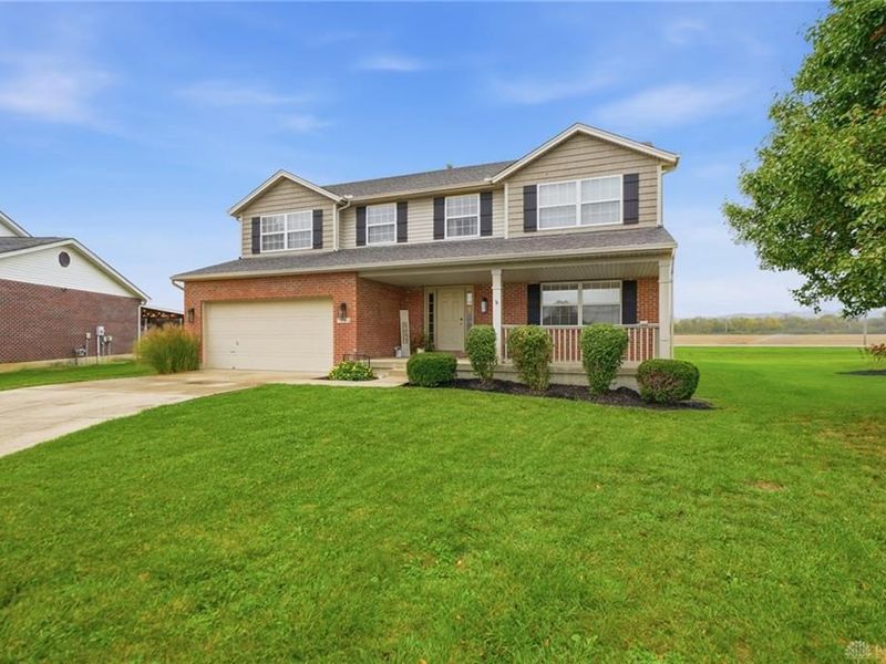 978 Heritage Court, Trenton, OH 45067 Photo 2