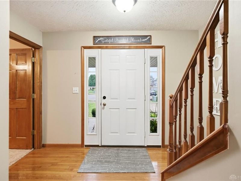 978 Heritage Court, Trenton, OH 45067 Photo 7