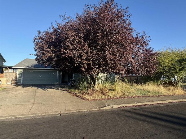 3985 Linn Av SE, Albany, OR 97322