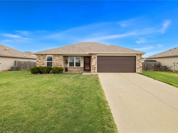 2760 Sebright Avenue , Springdale, AR 72764
