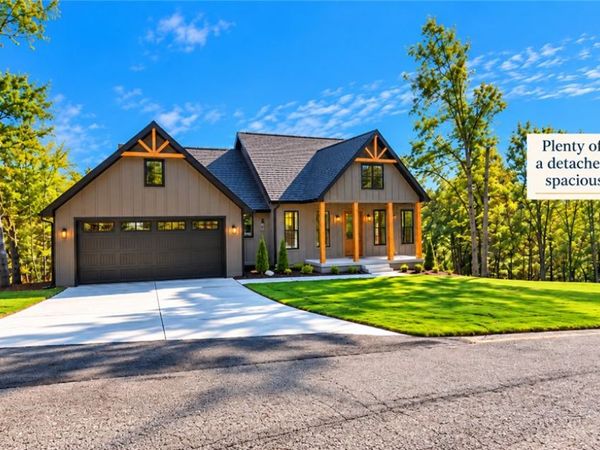 3 Kirkpatrick Circle , Bella Vista, AR 72715