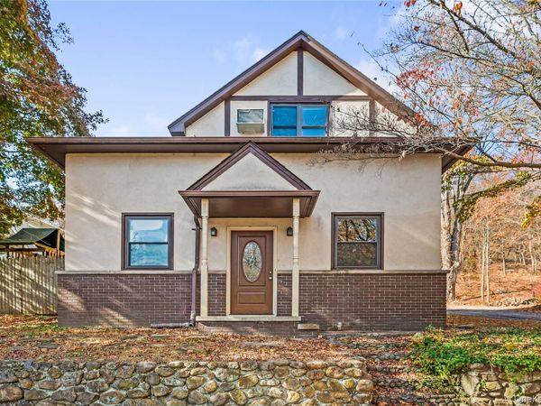 217 Orange Turnpike , Sloatsburg, NY 10974