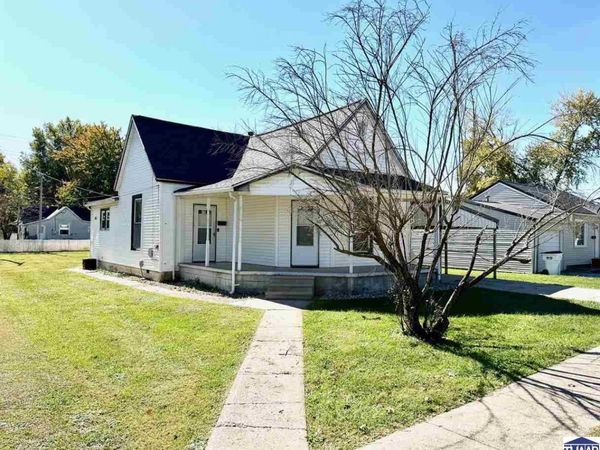 209 W Broadway Street, Shelburn, IN 47879