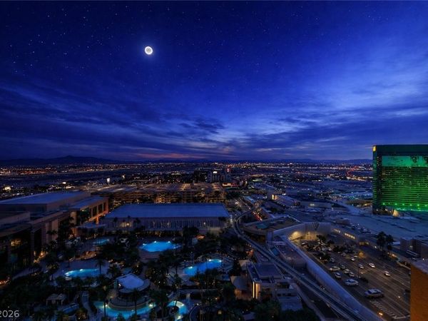 135 E HARMON Avenue , Unit 2402, Las Vegas, NV 89109