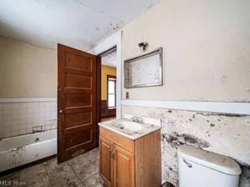 1349 E 90th Street, Cleveland, OH 44106 Photo 15