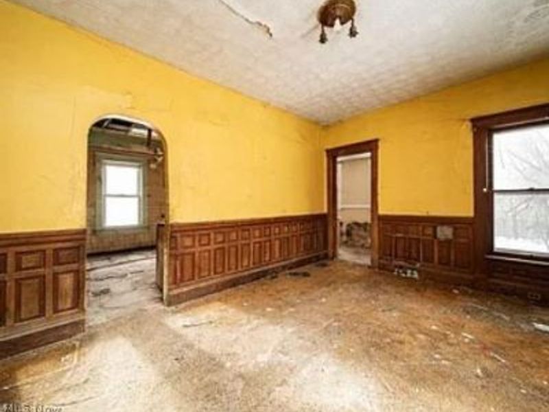 1349 E 90th Street, Cleveland, OH 44106 Photo 9