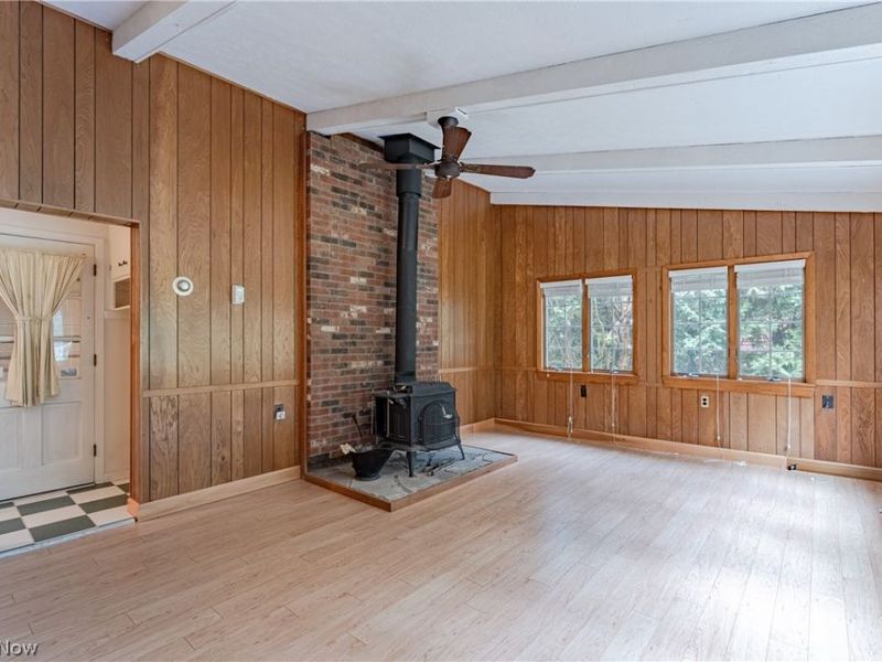 2090 Marshfield Road , Mayfield Heights, OH 44124 Photo 9