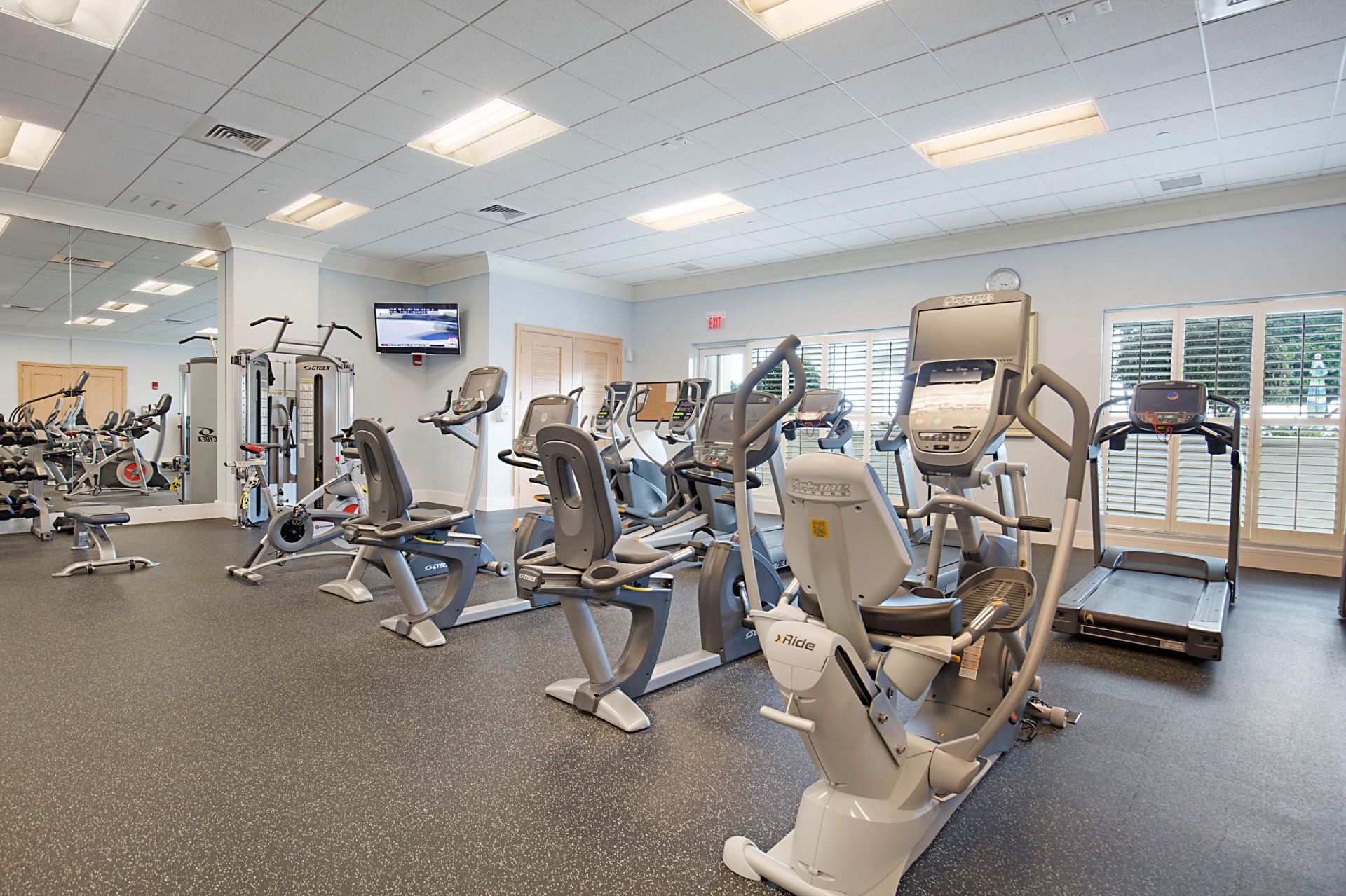2640 Lake Shore Drive, Unit 1711, Riviera Beach, FL 33404 Photo