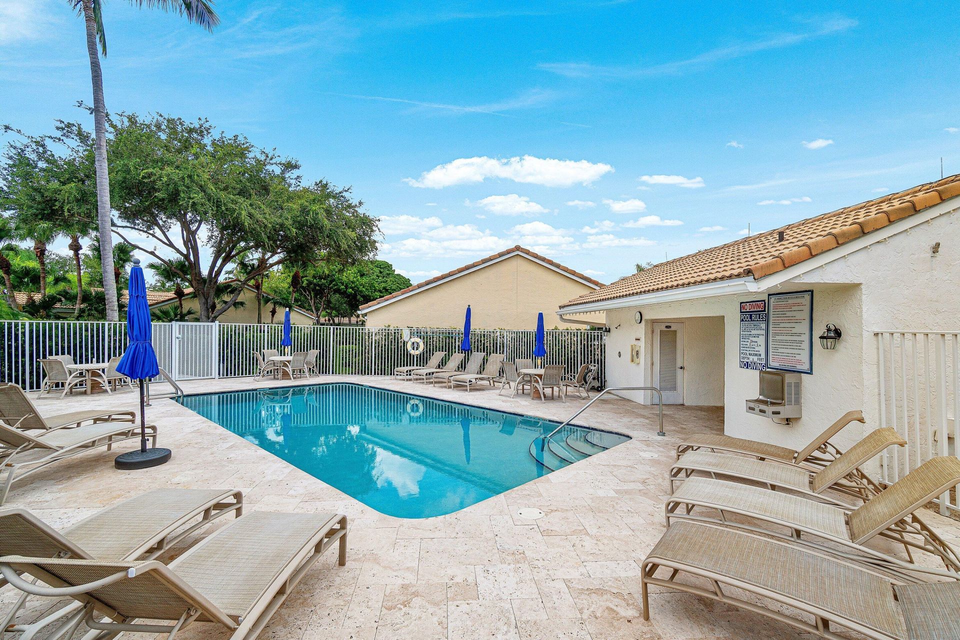 17299 Boca Club Boulevard, Unit 4, Boca Raton, FL 33487 Photo