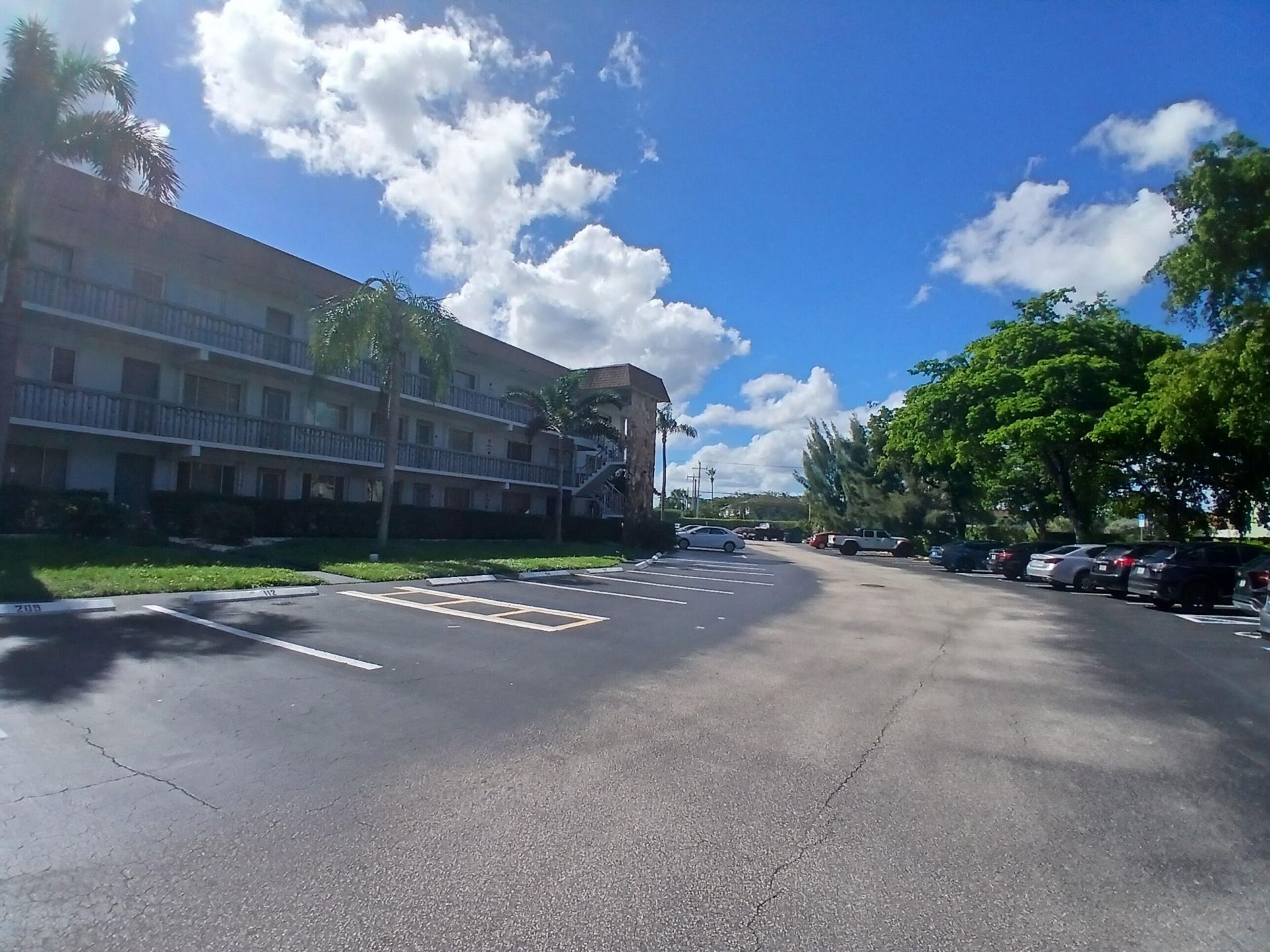 2100 Springdale, Unit 108, Palm Springs, FL 33461 Photo