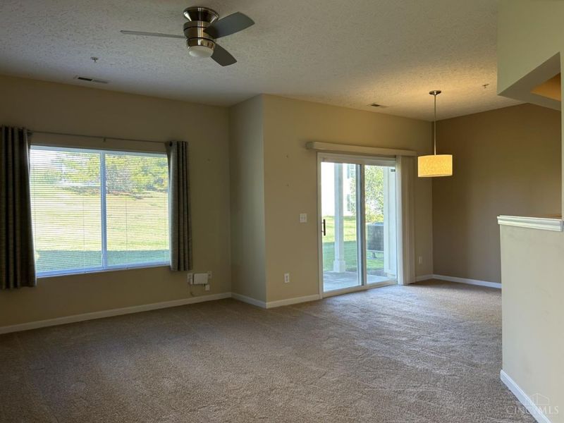 956 Crossing Pointe, Springfield Township, OH 45231 Photo 5