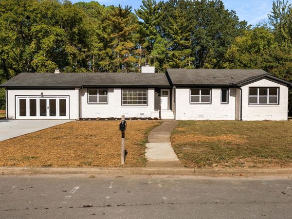 311 Sadler Ct , Murfreesboro, TN 37130