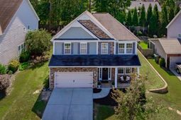 304 Millhouse Lane photo 4
