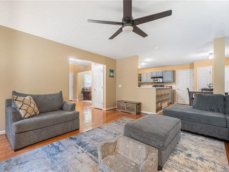 278 Red Cedar Court, Maineville, OH 45039 Photo 5