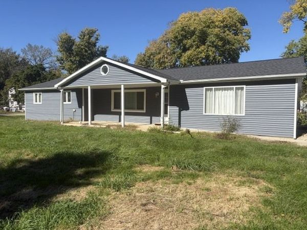 109 Douglas Street , Putnam, IL 61560