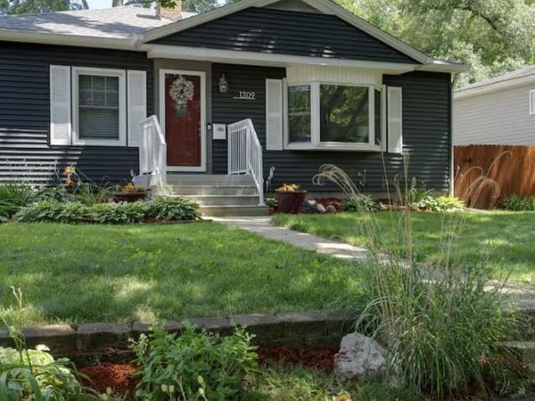 1309 Elmore Avenue , Bettendorf, IA 52722