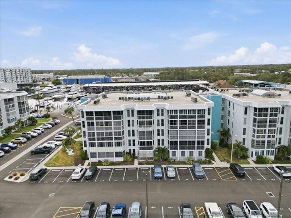 4908 38TH WAY S, Unit 401, ST PETERSBURG, FL 33711